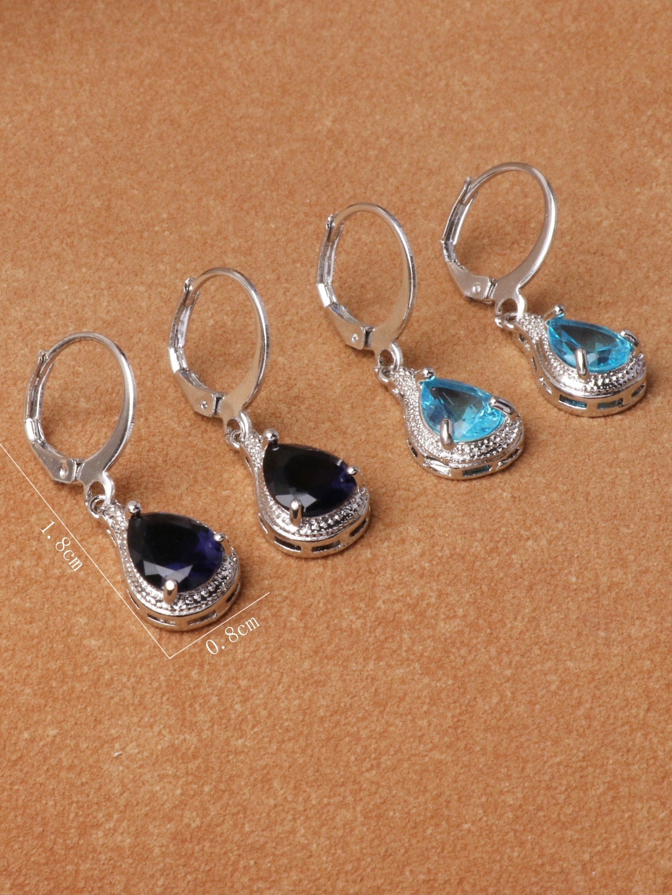 2 pares/set de aretes colgantes en forma de lágrima de resina azul y aretes redondos