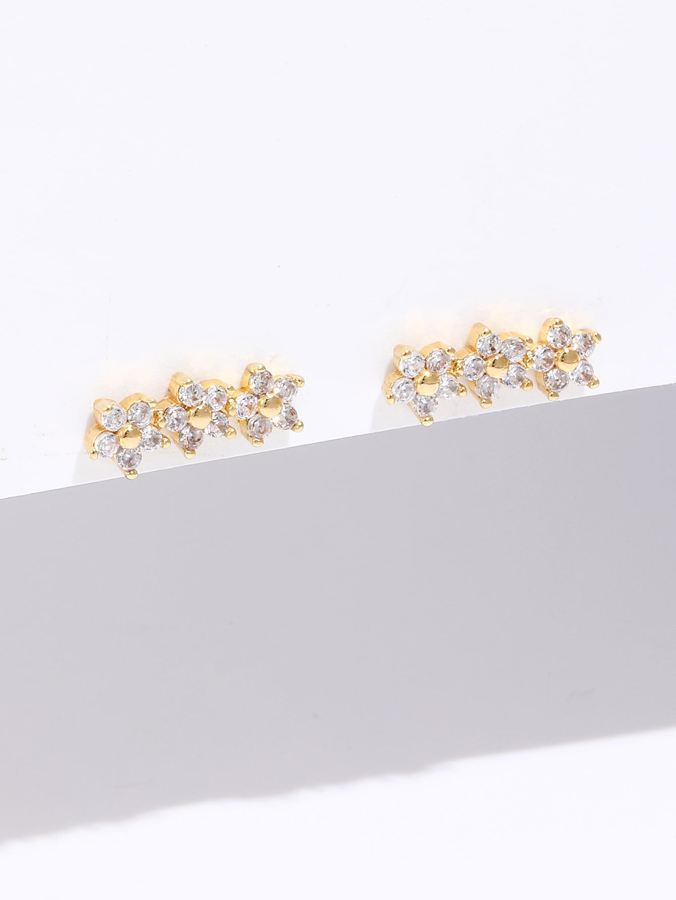 C3012 1 pieza pendientes de tachuela con diseño de flor zirconia cúbica joya de cobre