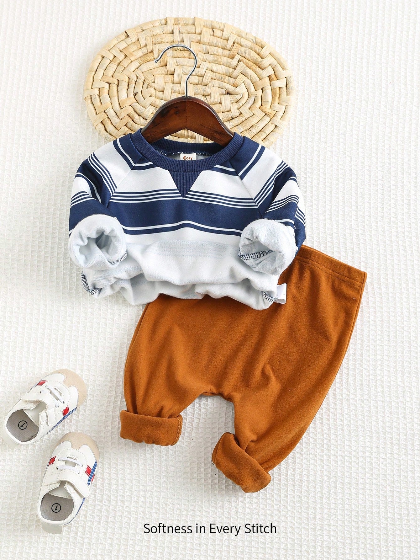 Cozy Pixies 2 piezas Conjunto de parte superior de manga larga de cuello redondo a rayas y pantalón con puños elásticos para bebé niño, ropa para bebé niño