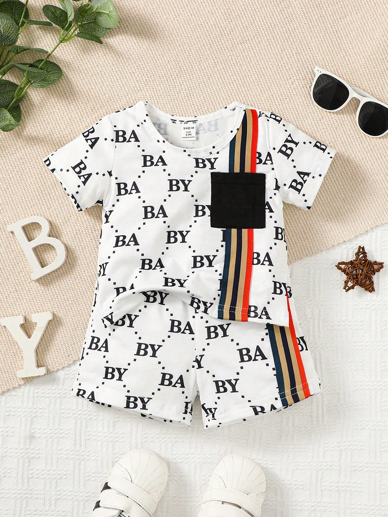 Bebé niño Conjunto shorts con camiseta con estampado de rayas y letra