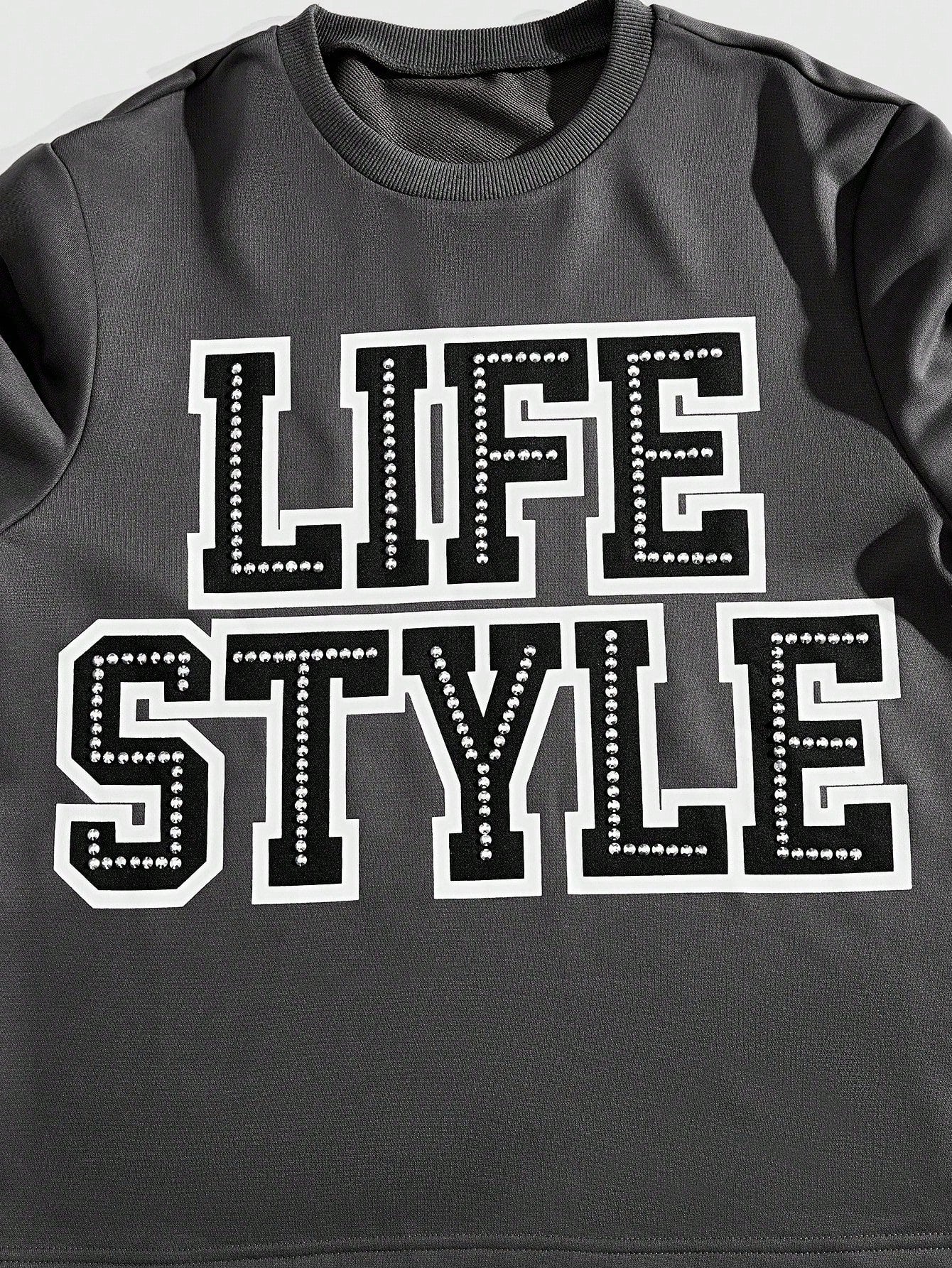 ROMWE Street Life Sudadera casual de cuello redondo con estampado de letras y flores, de manga larga, para hombre, para otoño
