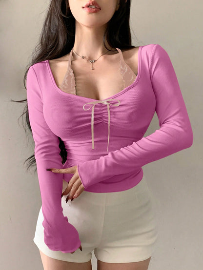 DAZY Camiseta de manga larga con cuello halter, ajustada, con pliegues y lazo de corbata para mujeres