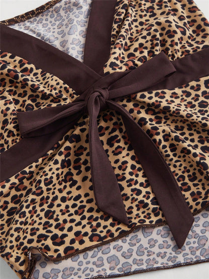 SHEIN MOD Parte superior ajustada de tirantes con cuello en V y ribete de contraste con estampado de leopardo, parte superior con estampado de tigre, parte superior con estampado de leopardo