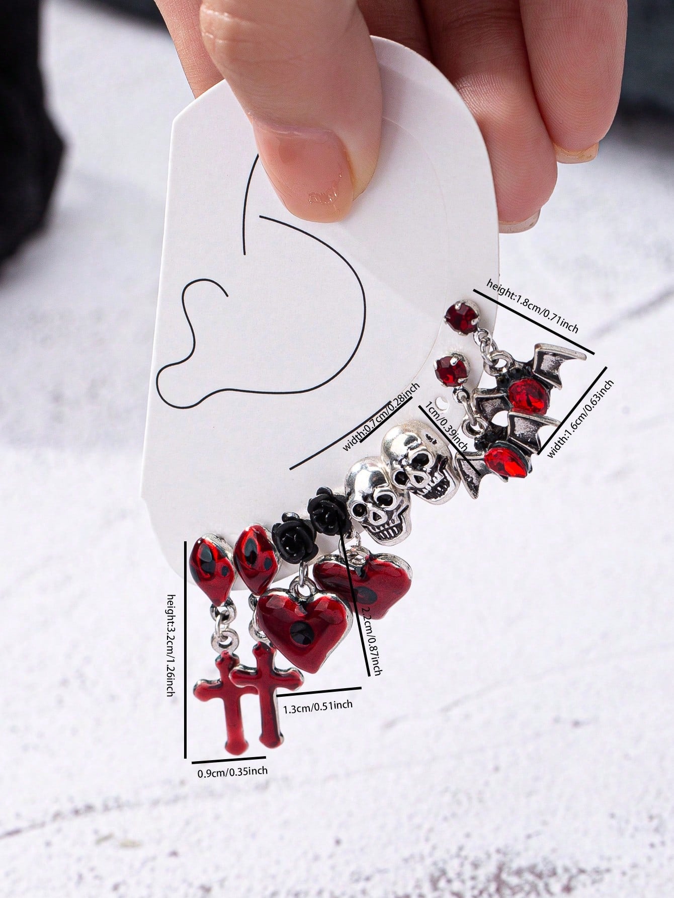 Juego de 8 piezas de aretes góticos de vampiro, conjunto de aretes con cruz roja, corazón, calavera y murciélago para mujeres en San Valentín