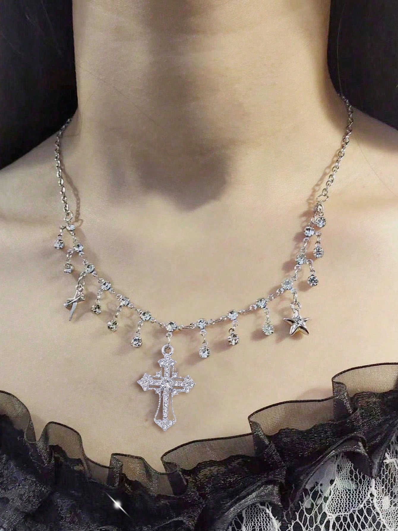 Collar De Colgante De Borla De Cruz Personalidad En Forma De Estrella Con Incrustaciones De Diamantes Para Mujeres, Decoración De Alta Gama, Estilo Gótico, Adecuado Para La Moda Y2k, Haciéndote Brillar Y Único