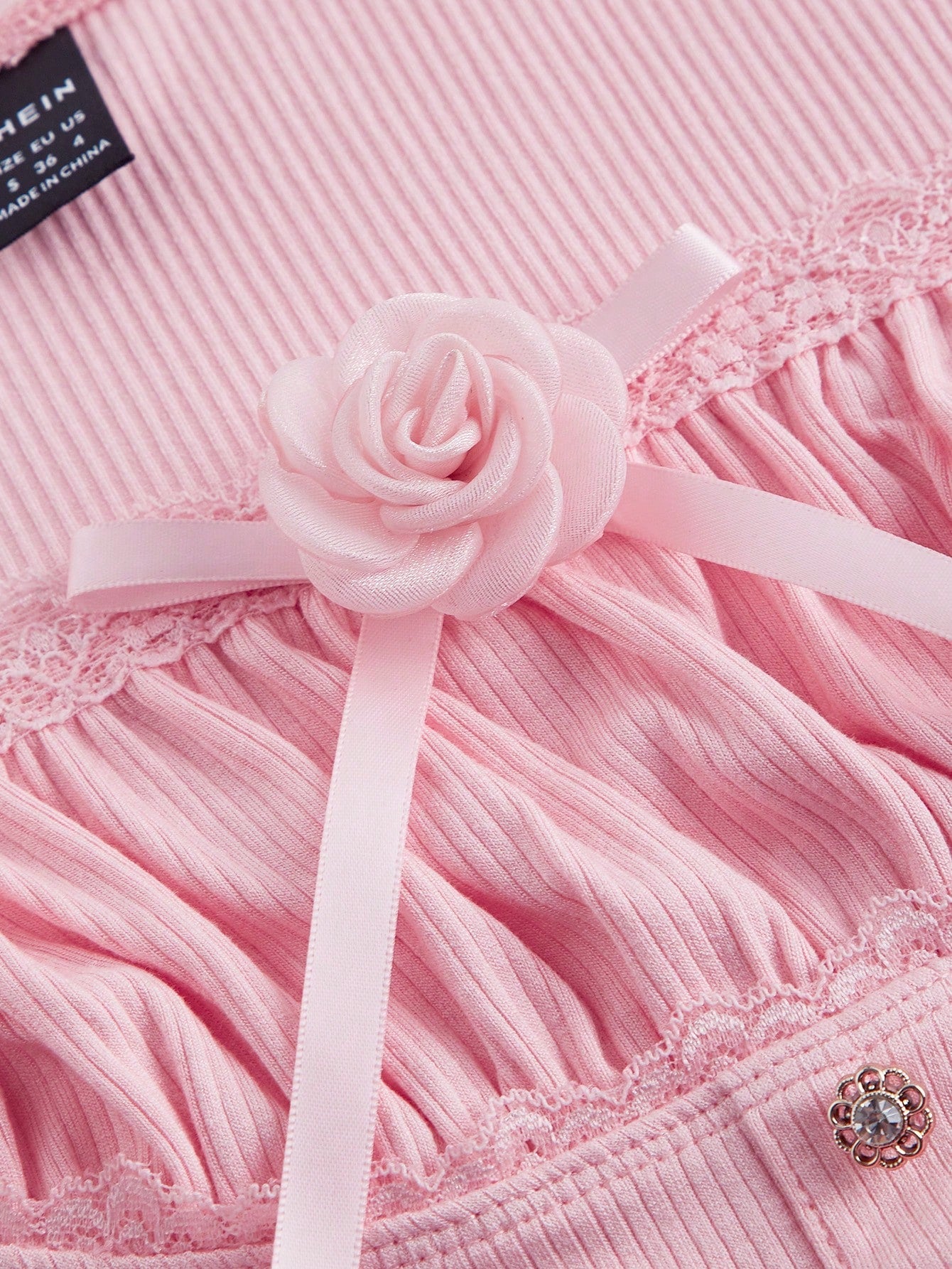 SHEIN MOD Mujer Camiseta de manga corta con encaje, pliegues y estampado floral en 3D