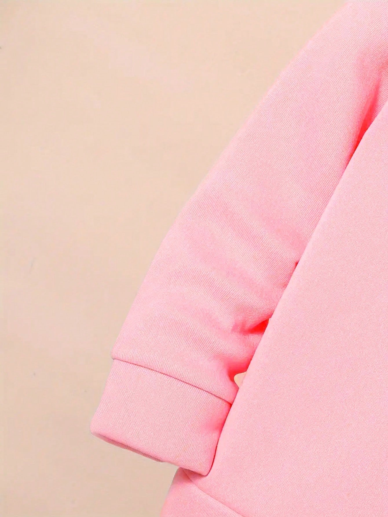Set de 2 piezas con capucha y pantalones estampado de niñas con ojos grandes, estilo casual para bebé niña