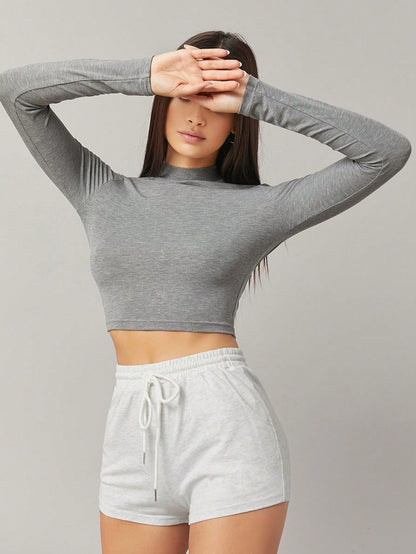 SHEIN BASICS Camiseta corta unicolor de cuello alto