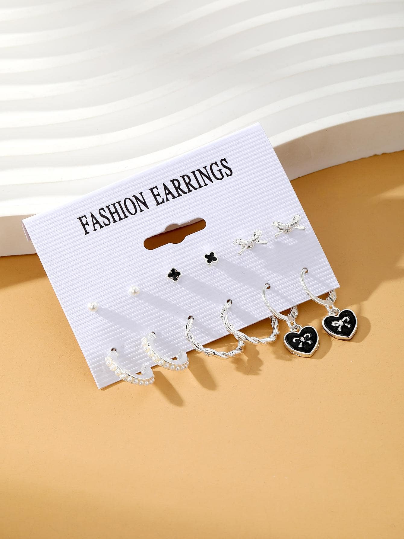 6 de verano pequeño fresco de mujeres con estrella Love Pendientes colgante Set