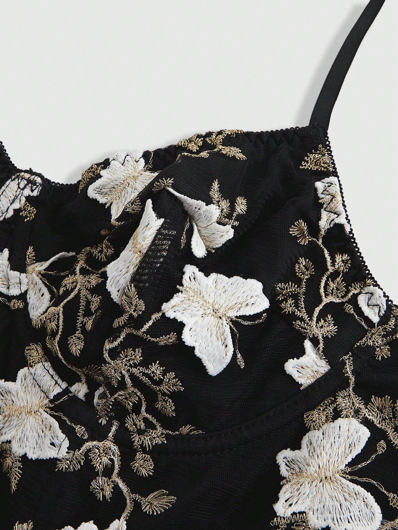 ROMWE Goth Camiseta interior floral y de mariposa bordada con malla de contraste elegante y de talla grande, ideal para verano