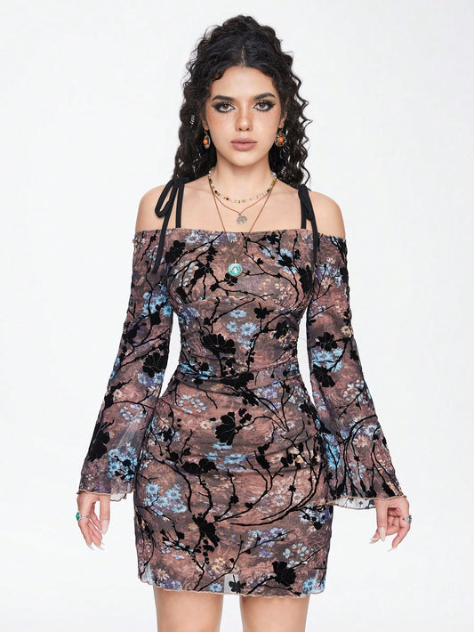ROMWE Fairycore Vestido de malla con hombros descubiertos y mangas con volantes con diseño floral