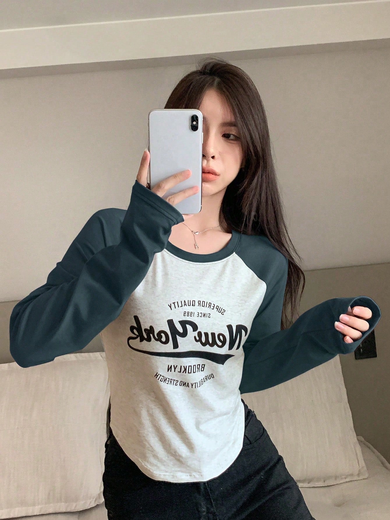 DAZY Camiseta Con Mangas Raglán En Contraste Y Letras Impresas