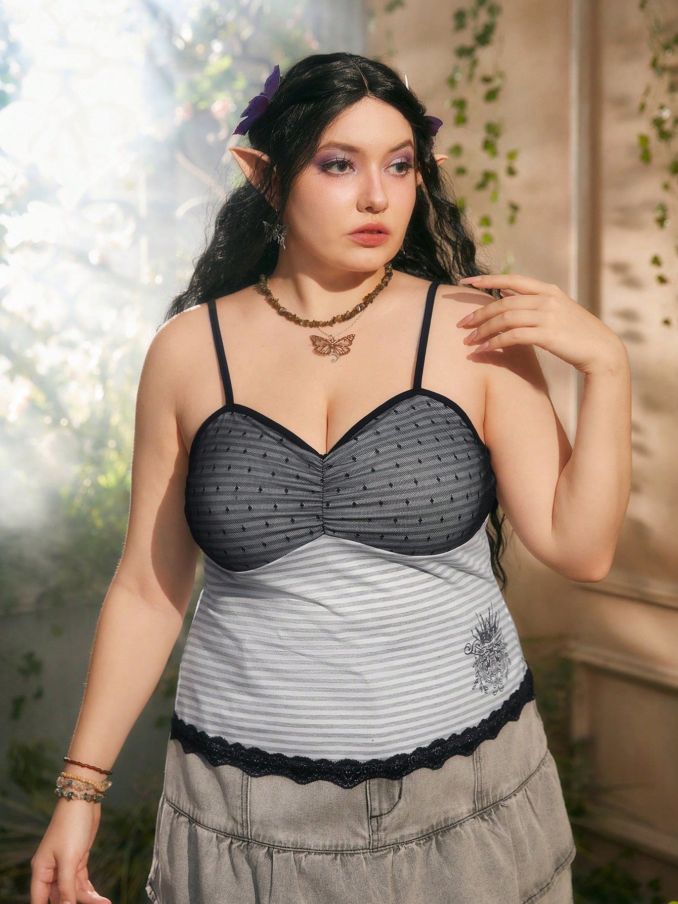 ROMWE Fairycore Talla grande Top de tirantes con estampado de rayas ribete con encaje