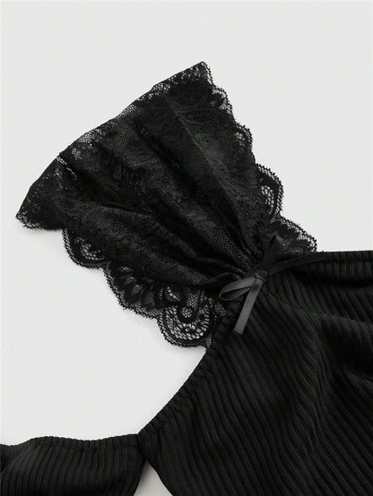 ROMWE Goth Top Gótico Sexy De Manga Acampanada Con Hombros Descubiertos Y Ribete De Encaje Para Mujer Con Adornos Metálicos De Estrella Y Luna