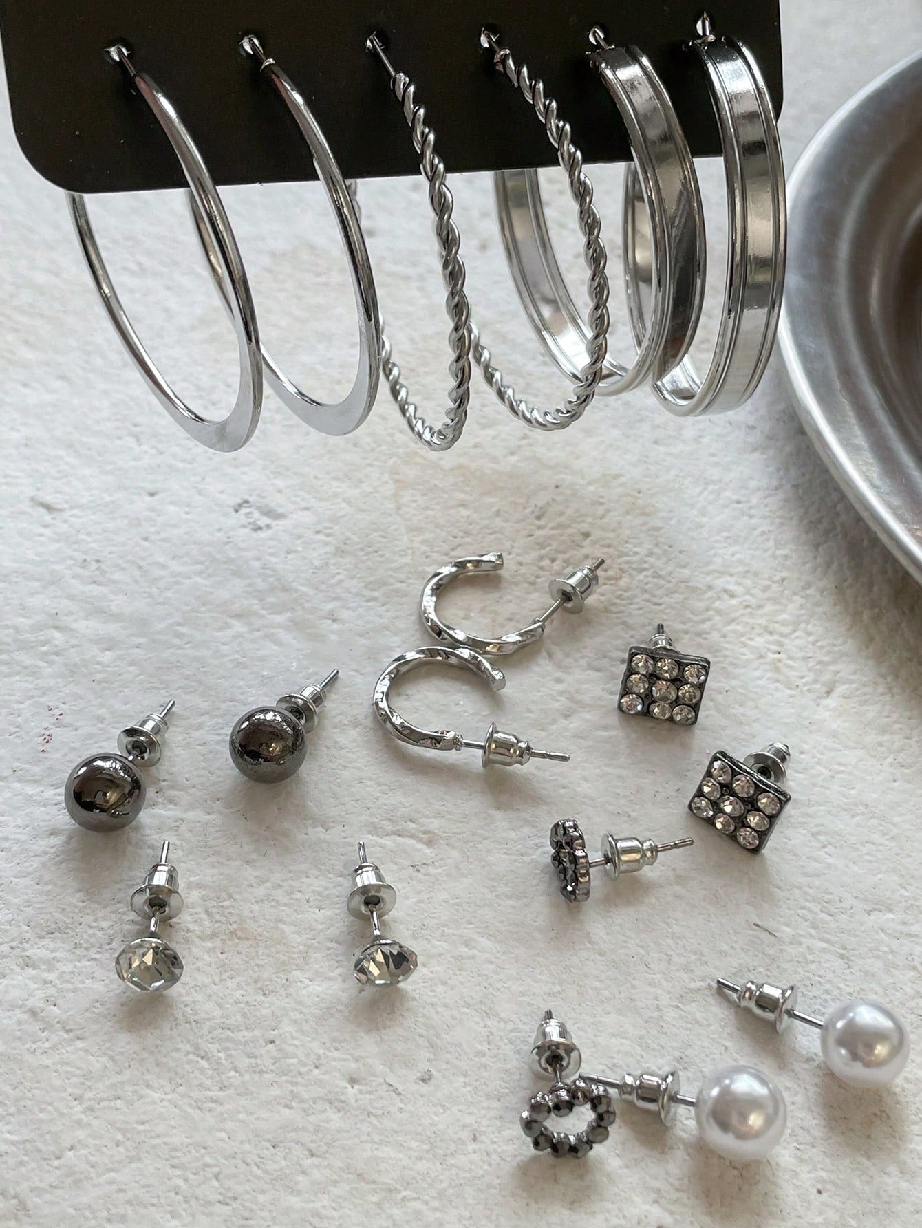 DAZY Conjunto De 9 Pendientes Elegantes De Perlas Sintéticas Y Diamantes De Imitación Para Mujeres