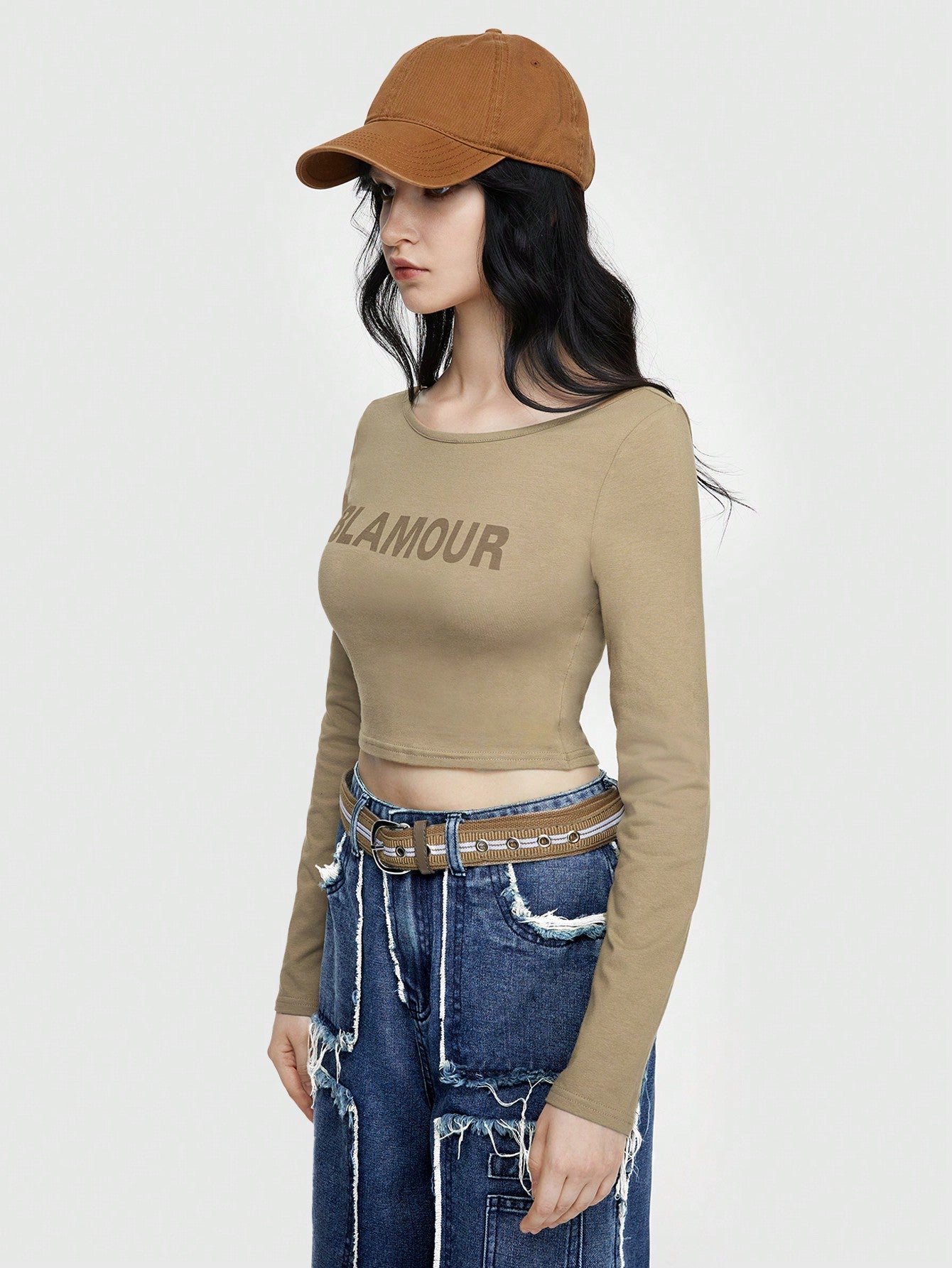 ROMWE Grunge Punk Camiseta De Impresión De Letras Con Diseño De Espalda Abierta En Estilo Al Aire Libre De Maillard