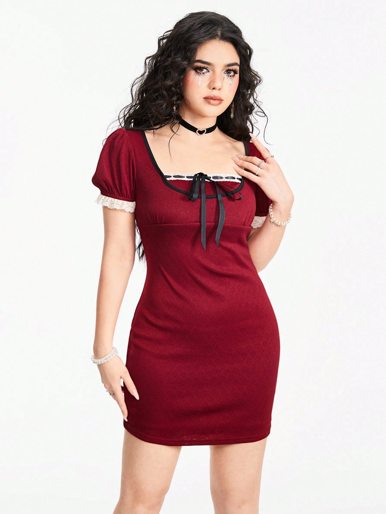 ROMWE Kawaii Vestido de punto de mujer con jacquard de corazón y diseño de color de contraste, sexy cinta de lazo para ajustar ajustado
