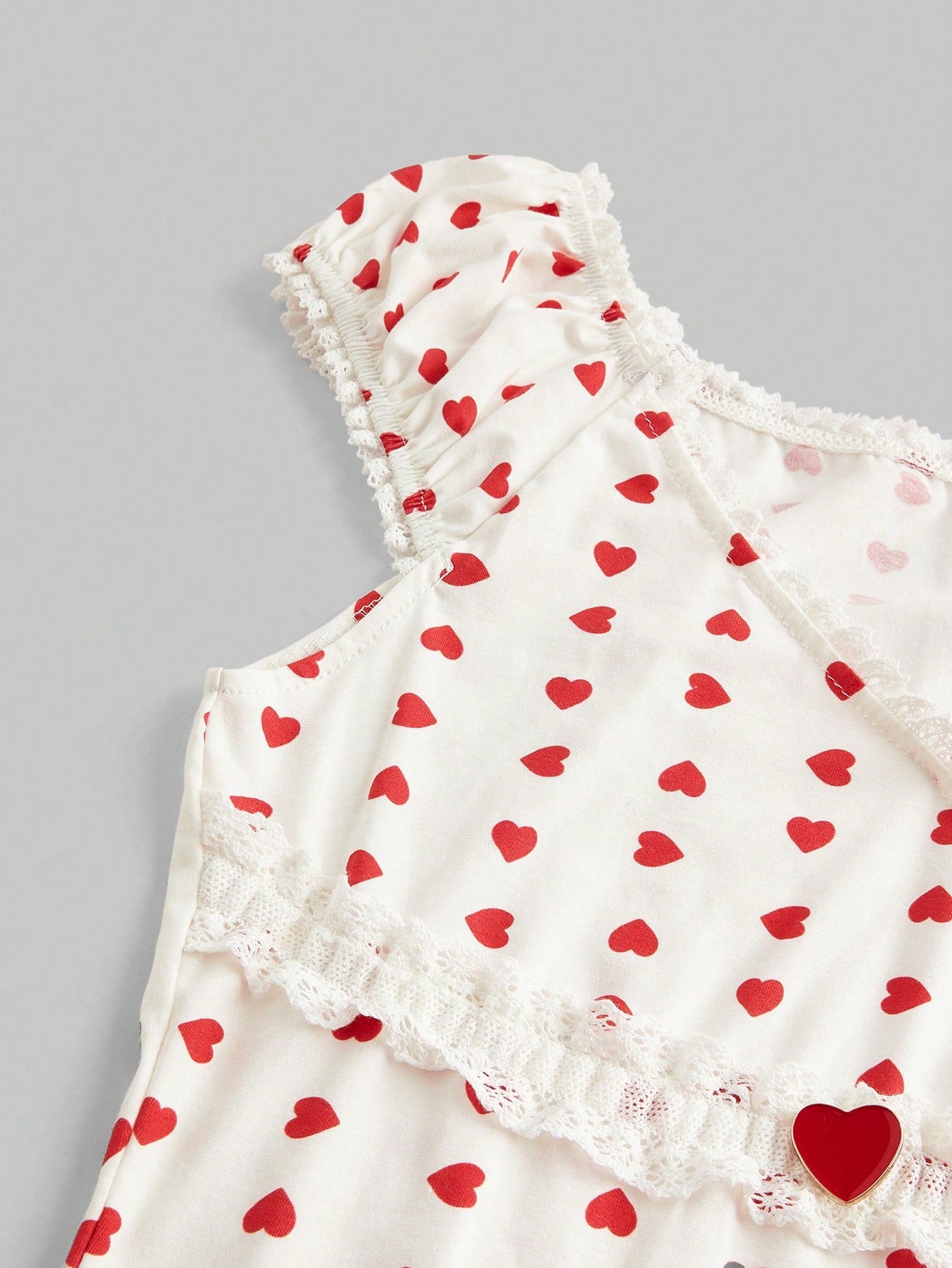 ROMWE Kawaii Camiseta Con Estampado De Corazón Y Ribete De Encaje