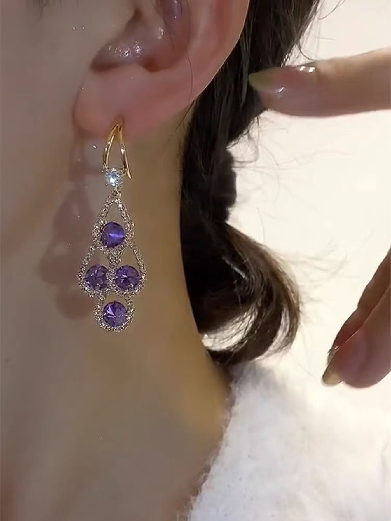 Pendientes de gota de agua de circonia morados de moda