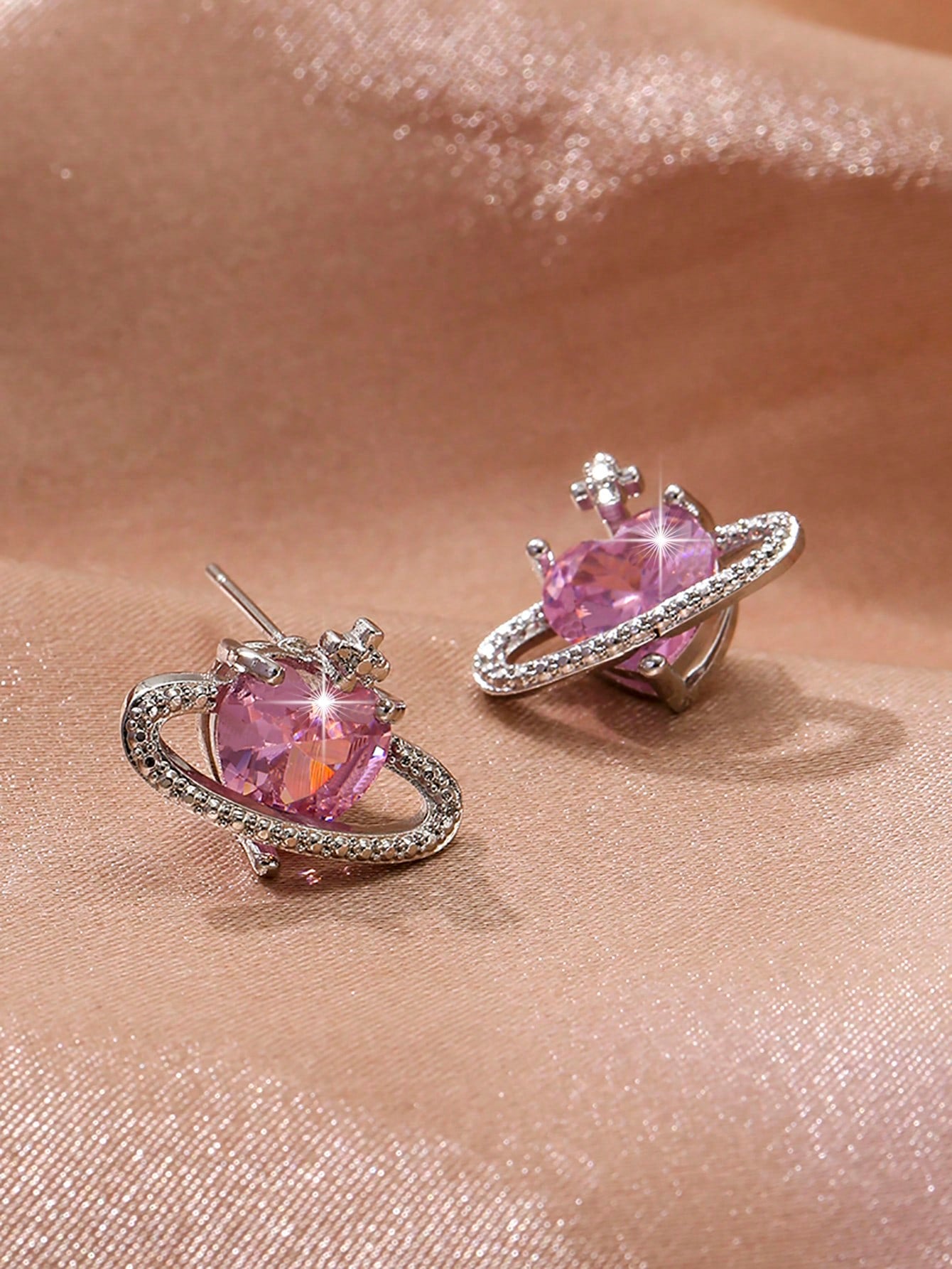 1 par Pendientes moda zirconia cúbica con corazón & con diseño de planeta para mujeres para decoración diaria