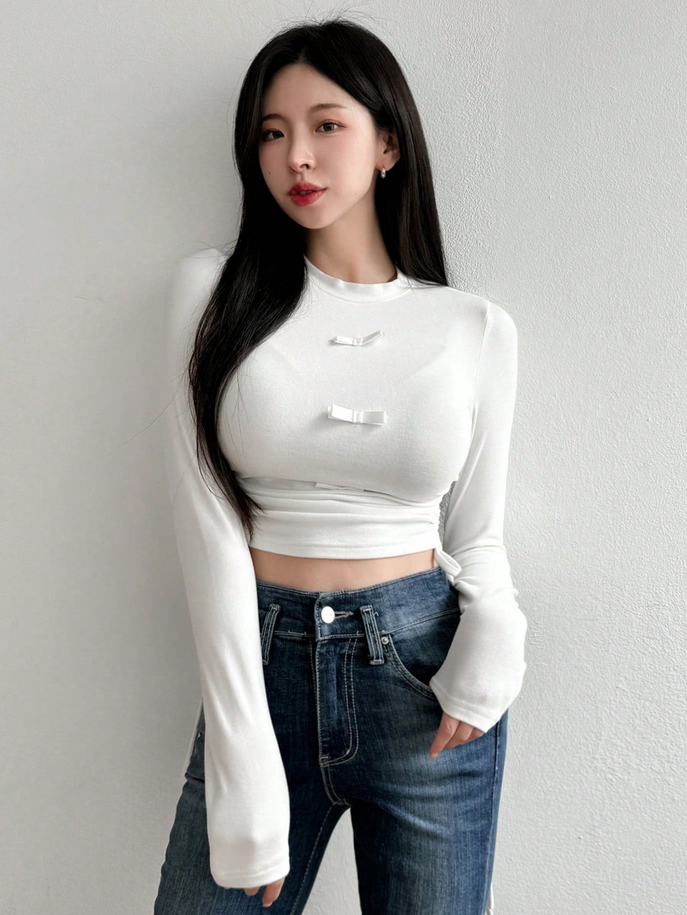 DAZY Camiseta de manga larga con cintura ceñida de color liso para mujer