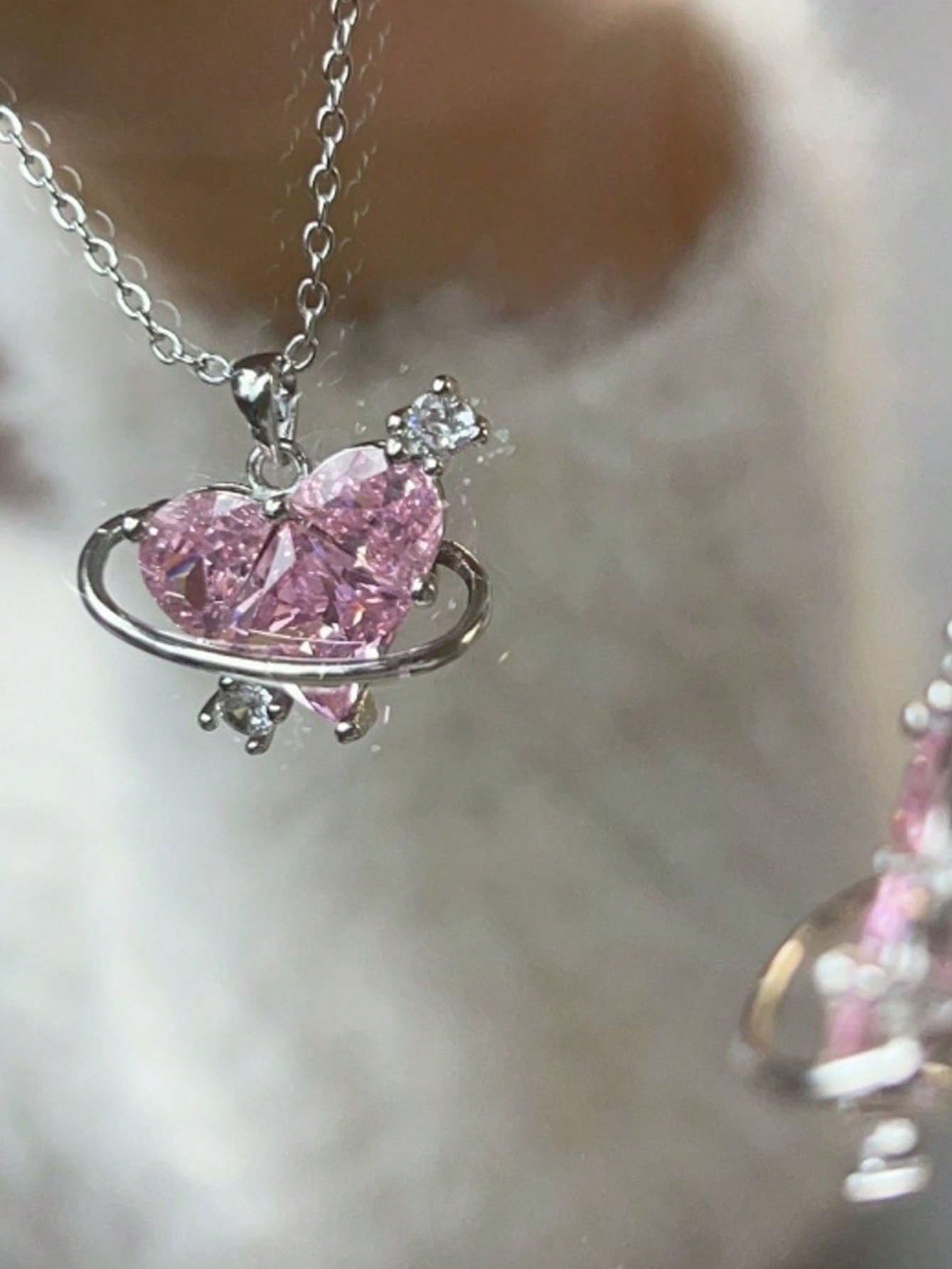 1 Collar De Clavícula Con Colgante De Planeta Con Temática De Amor De Diseño Poco Común, El Mejor Regalo Para Novia O Amigos