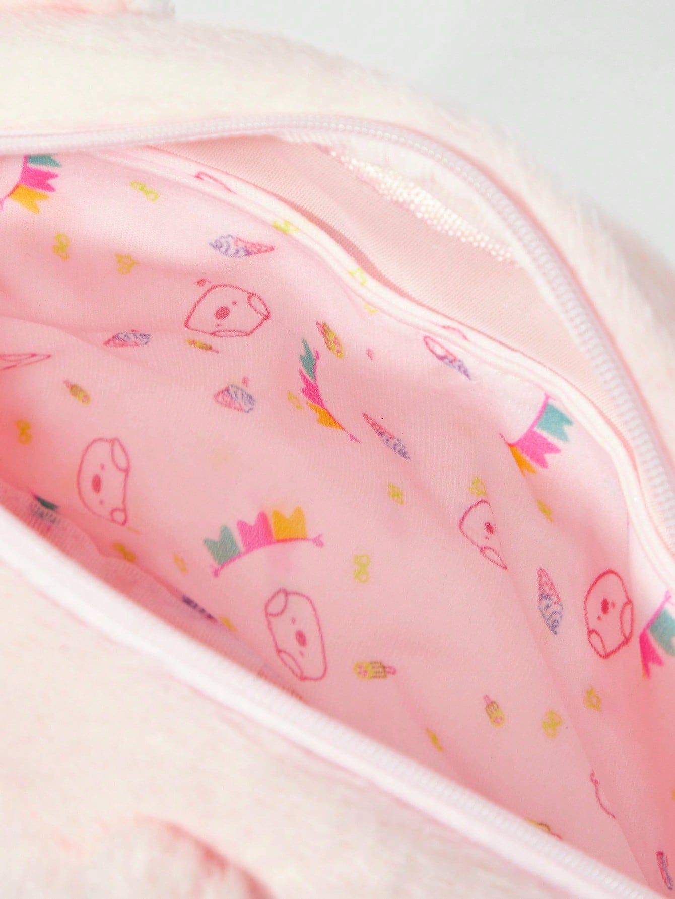 ROMWE Kawaii Mochila de peluche con bordado de nariz de cerdo adorable y de moda