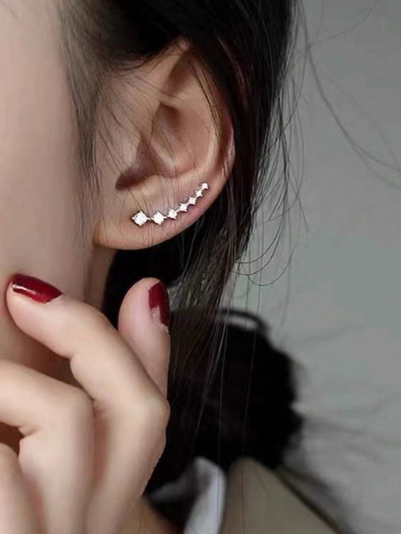 1 par de pendientes de aro de estilo francés de aleación a la moda con diseño elegante y minimalista