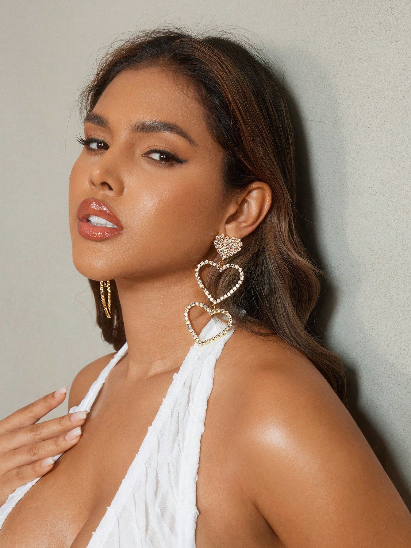 SHEIN SXY Pendientes de uso diario de moda con diseño de corazón decorado con rhinestones