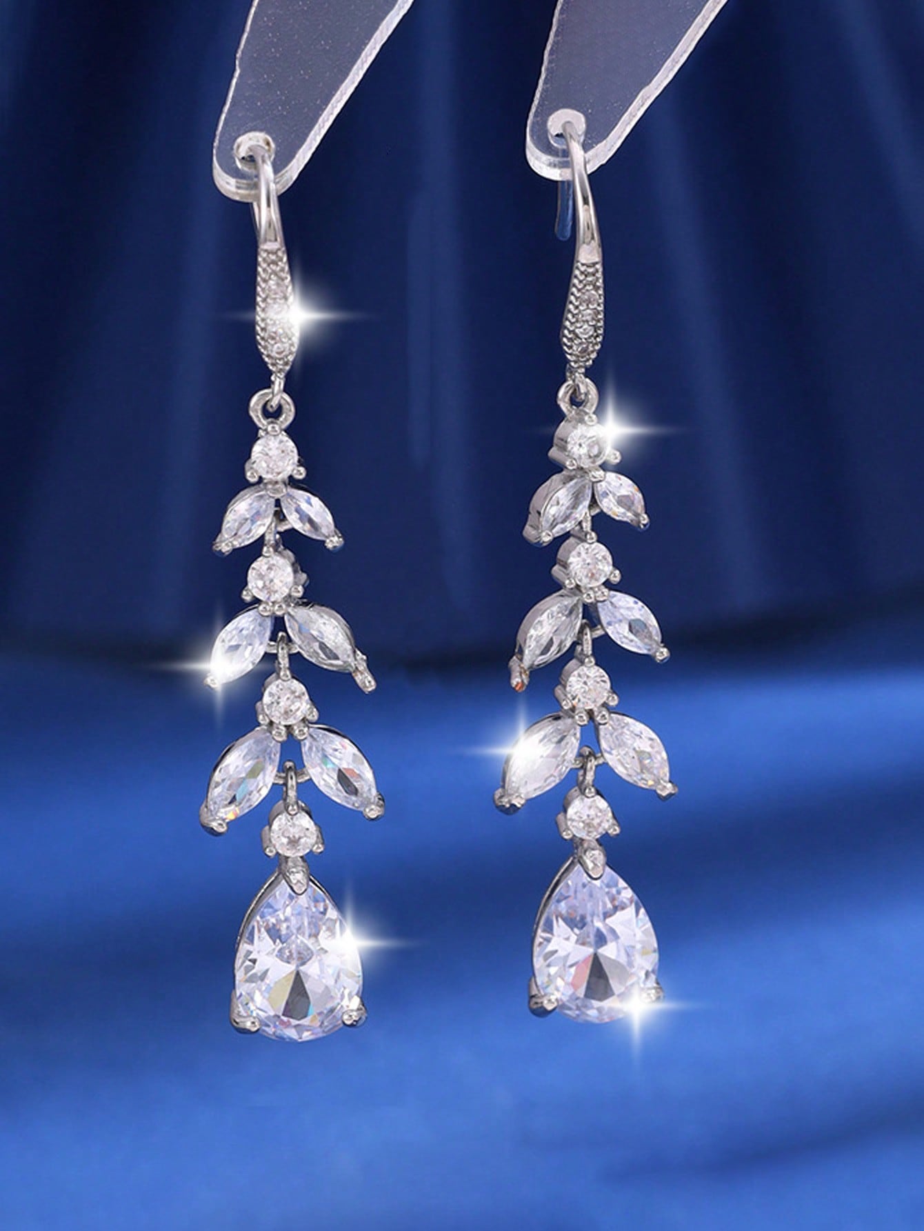 2 piezas Pendientes colgantes largos con hoja, chapados en plata con circonita cúbica, pendientes de lujo para novia, boda, joyería de compromiso, aniversario, regalo para novia, esposa, pareja, San Valentín