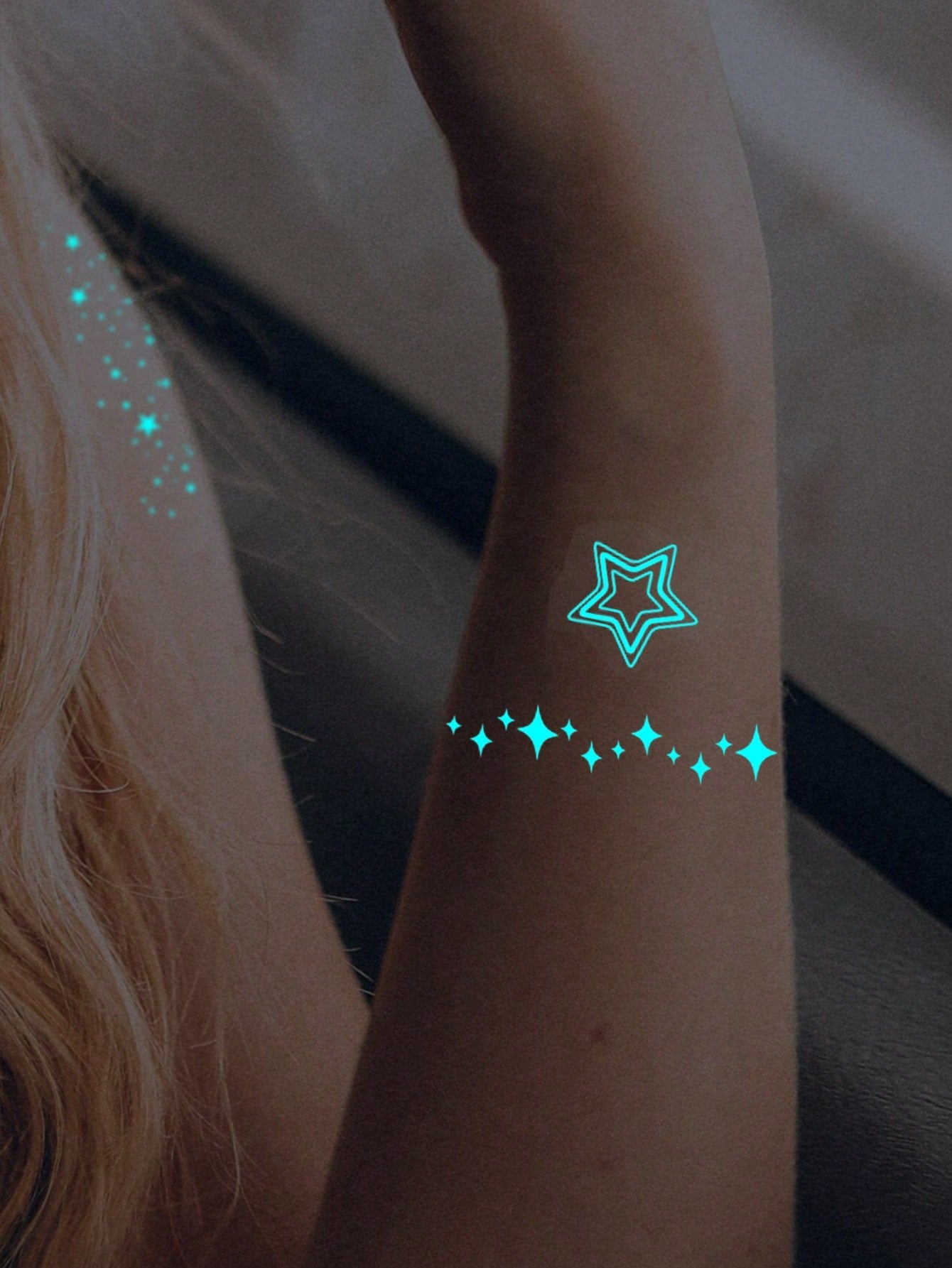1 pieza Tatuaje temporal de arte corporal luminoso con tinta blanca y que brilla en la oscuridad, diseño de estrella resplandeciente para ojos, tatuaje falso brillante a prueba de agua para la cara y el Body, dura de 2 a 5 días