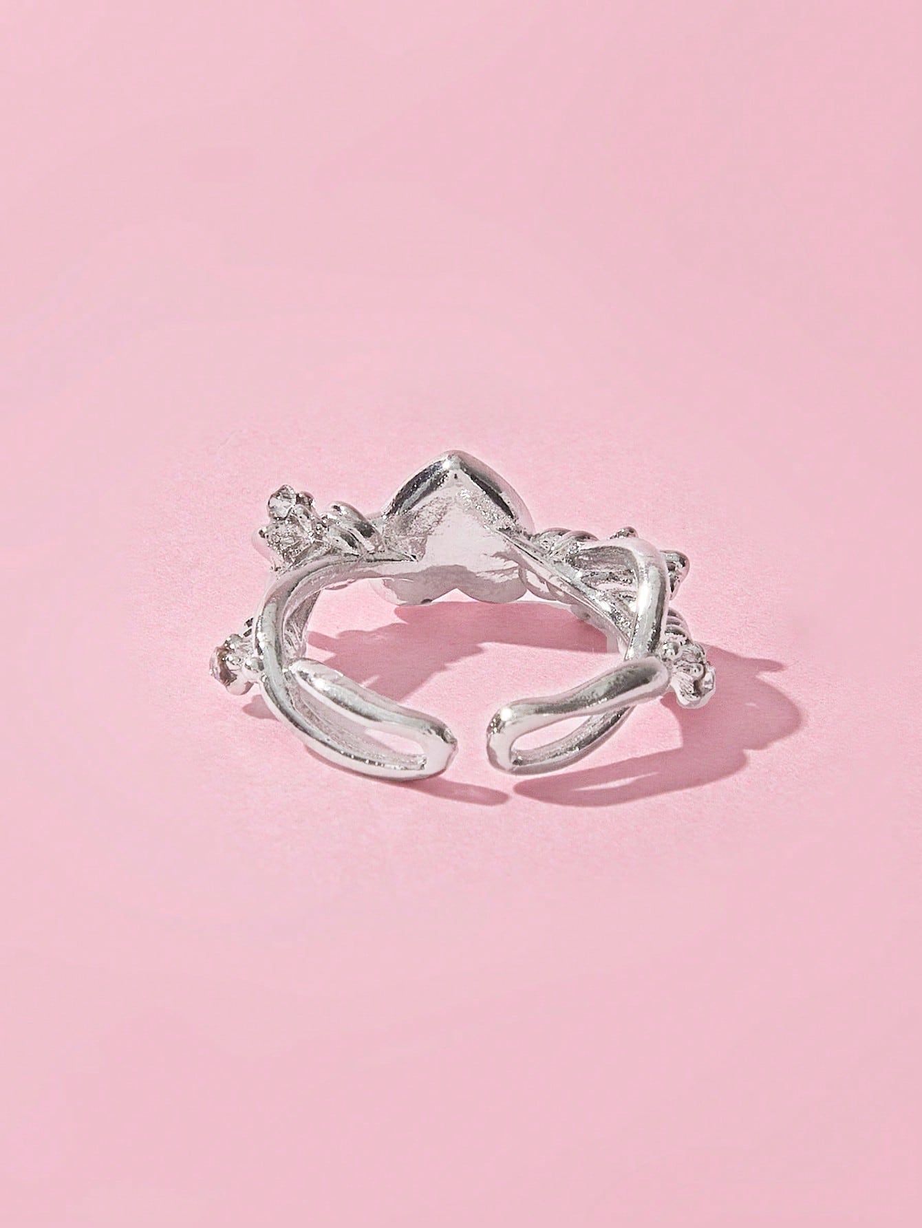 ROMWE Kawaii 1 pieza Anillo abierto moda hierro de aleación con adorno de corazón para mujeres para decoración diaria