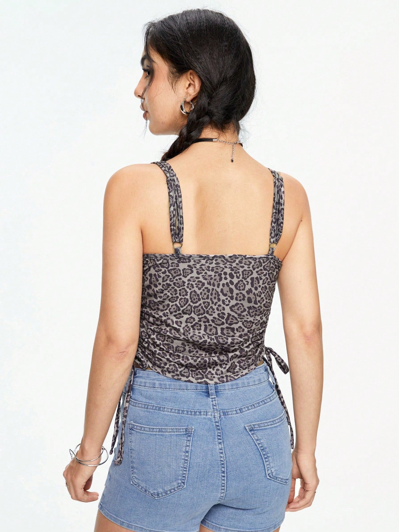 ROMWE Kawaii Top de cuello redondo para mujer con estampado de leopardo de verano Y2K y bordado de cráneo con lazo