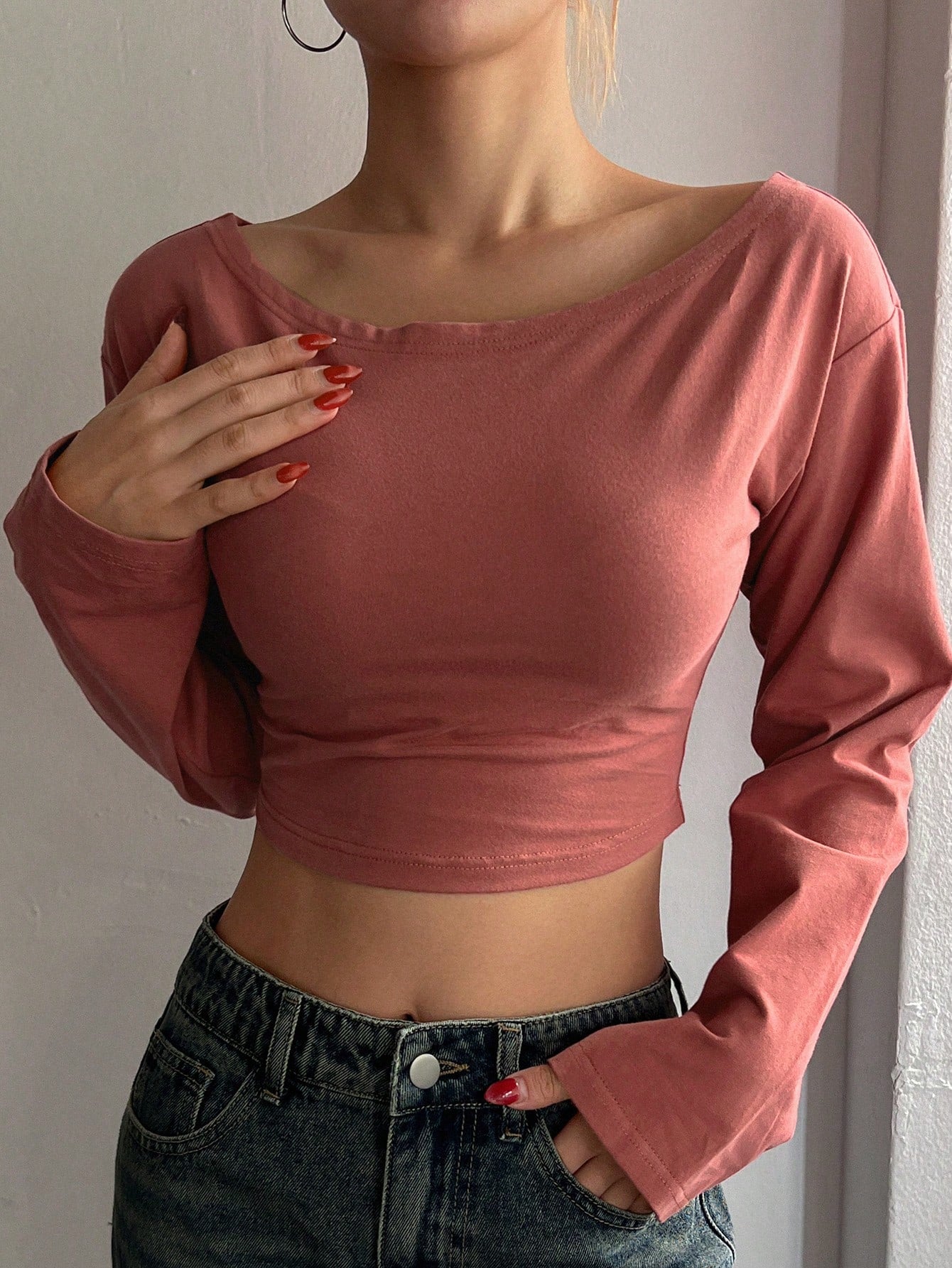 DAZY 1 pieza Camiseta corta ajustada de cuello redondo sencilla de color sólido para mujer en otoño