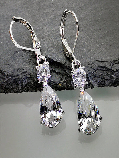 2 piezas Pendientes de clip de oreja con colgante de lágrima de cubic zirconia plateada de lujo - Pendientes colgantes de lujo elegantes, glamorosos y cautivadores con gemas de cubic zirconia brillantes para mujeres