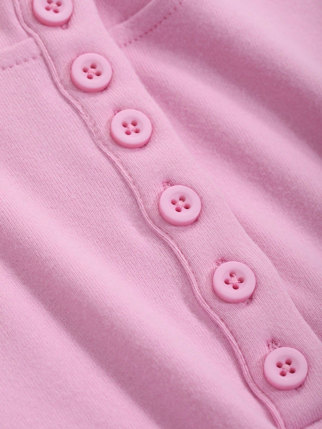 DAZY Camiseta larga y ajustada de manga larga en unicolor para mujer de primavera/verano con tapeta con botones