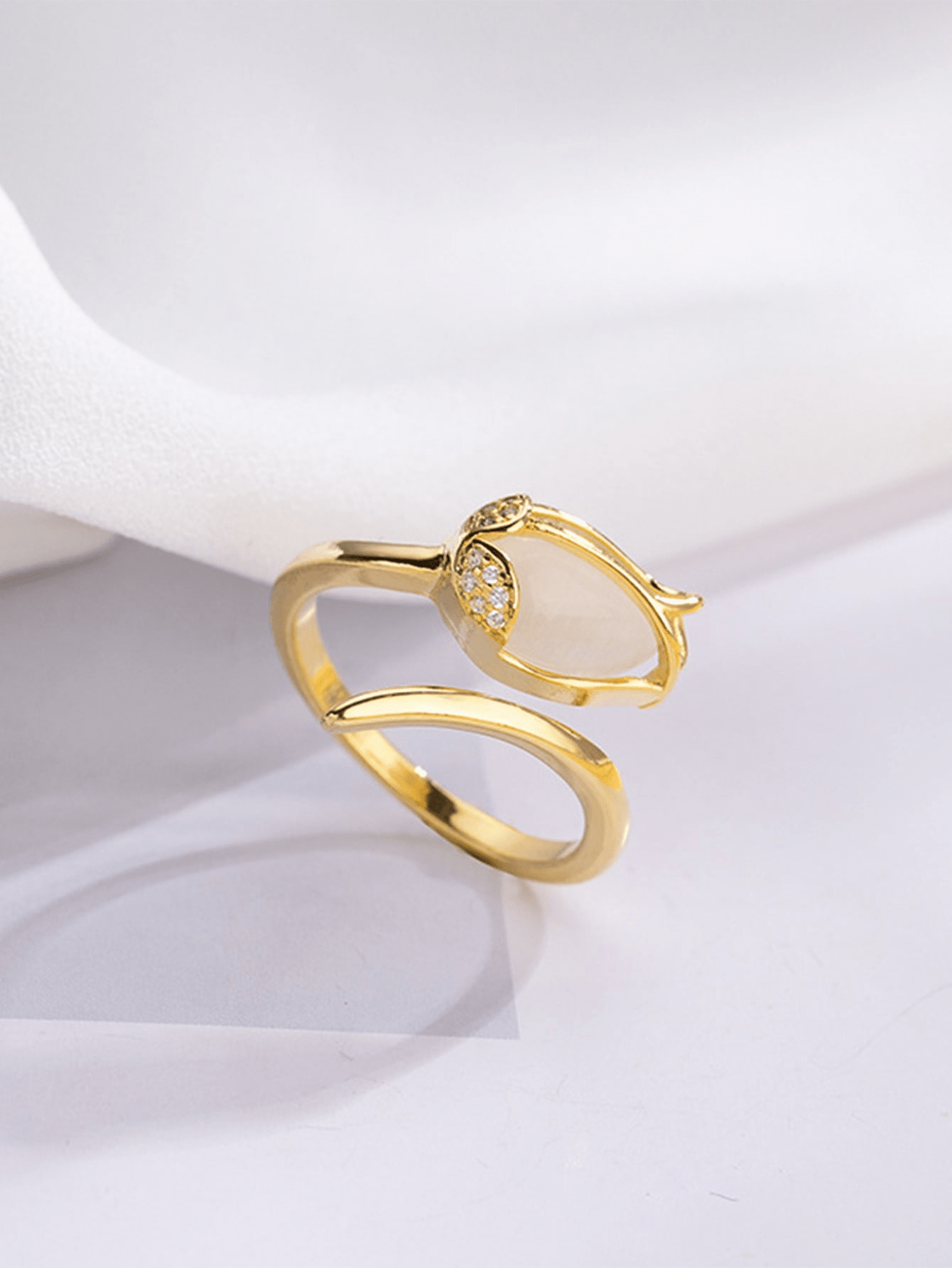 1 Anillo De Forma De Botón De Tulipán Blanco Con Perla Simulada Y Piedra De Ojo De Gato