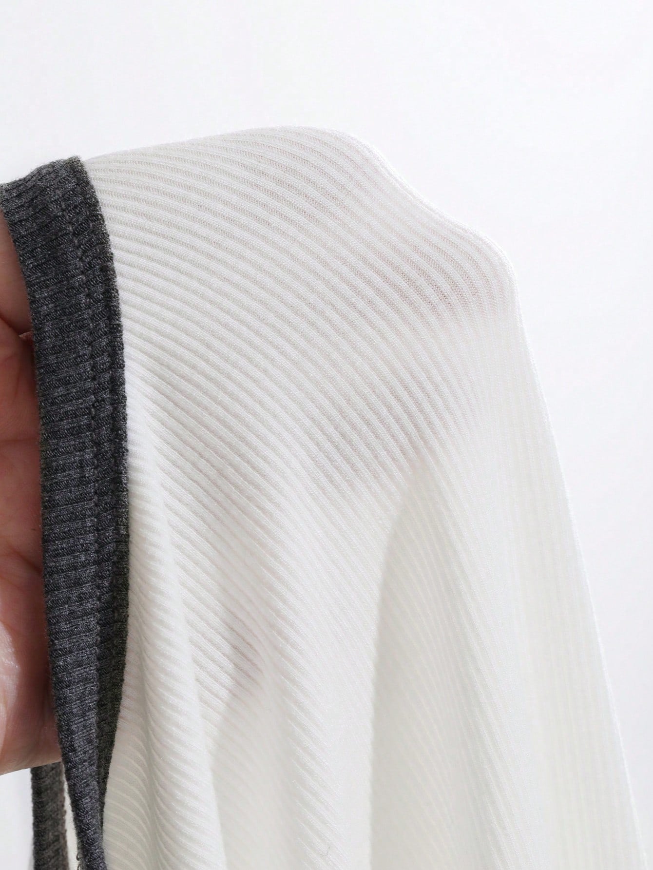 DAZY Camisón de manga larga con cuello redondo y ribete de contraste ajustado