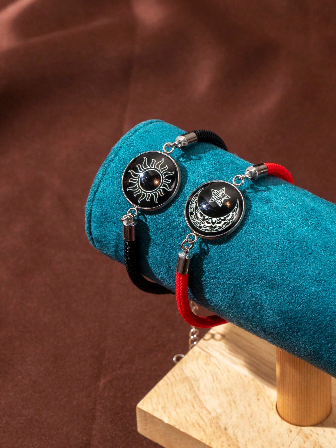 2 piezas/set brazalete de pareja con luna y sol luminosos, adecuado como regalo de hombres a novias