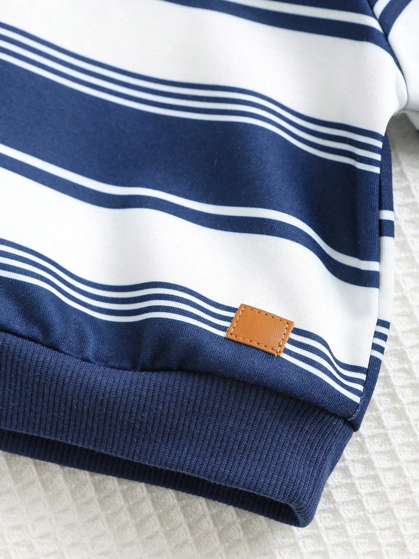 Cozy Pixies 2 piezas Conjunto de parte superior de manga larga de cuello redondo a rayas y pantalón con puños elásticos para bebé niño, ropa para bebé niño