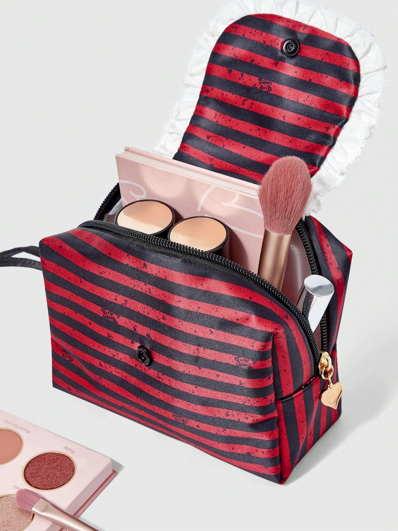 Paul Frank X ROMWE Organizador de cosméticos de gran capacidad portátil con bolso de maquillaje con diseño de encaje blanco, dibujos animados y rayas