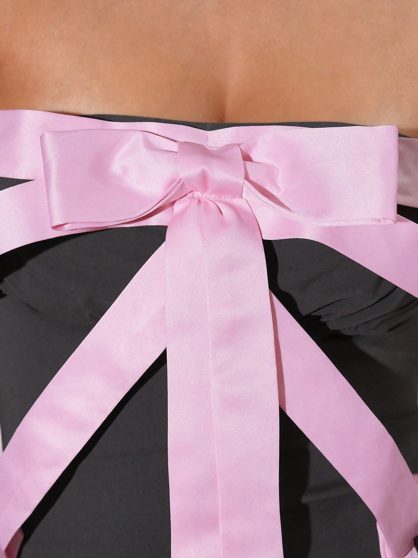 ROMWE Avant Vestido entallado de Body ceñido con textura de corbata 3D estilo universitario para mujeres