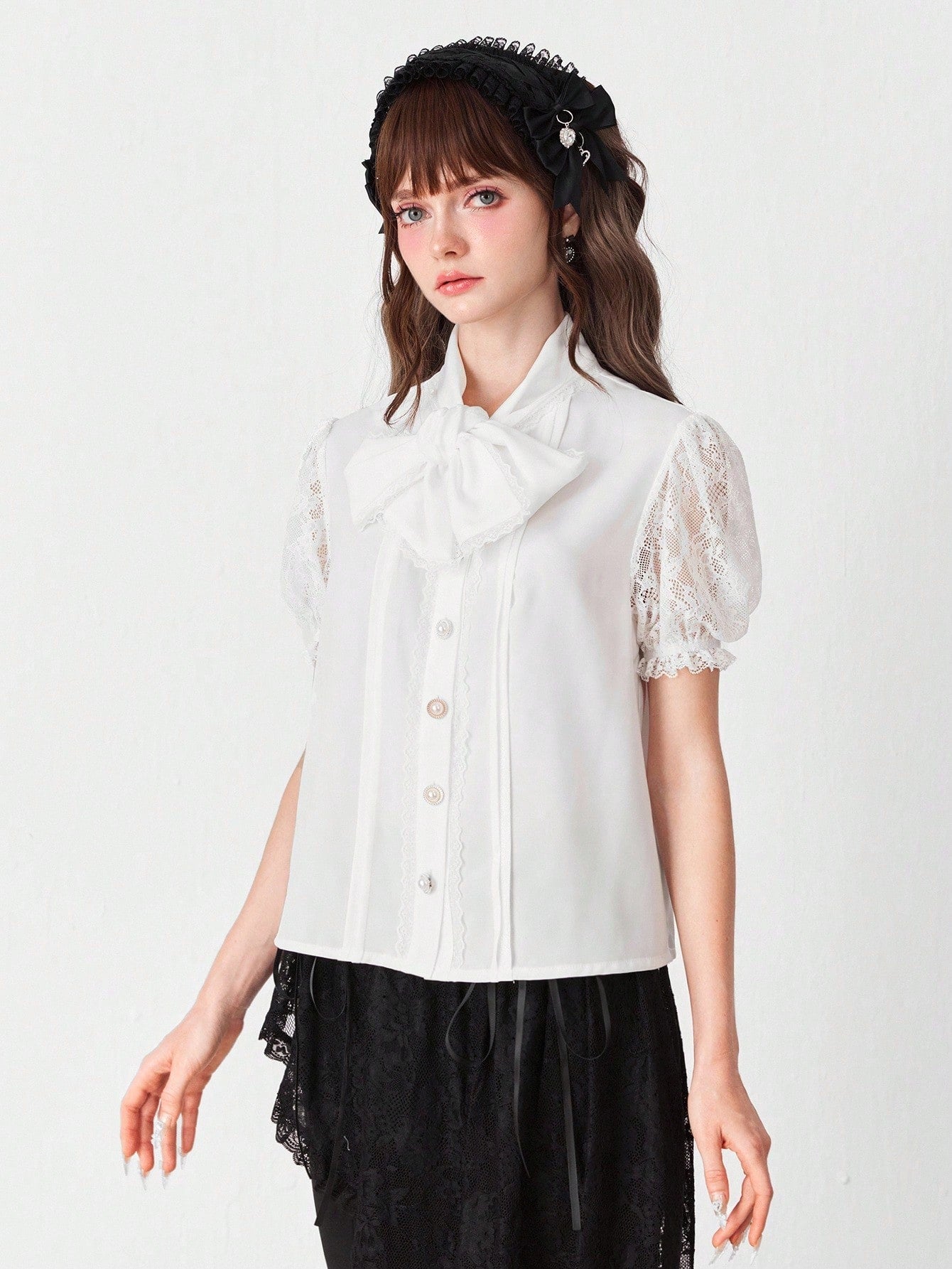 ROMWE EDITION Blusa elegante de mujer con cuello de encaje de unicolor y corbata