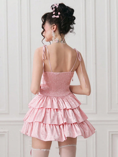 ROMWE ROMWE EDITION Vestido de satén con textura, con diseño de volantes multicapa y estilo vintage palaciego, adecuado para bodas