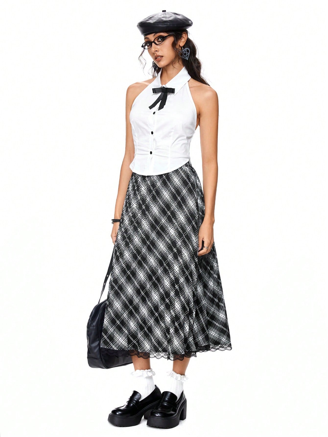 ROMWE Goth Blusa ceñida con cuello de lazo sin mangas de estilo universitario para mujeres