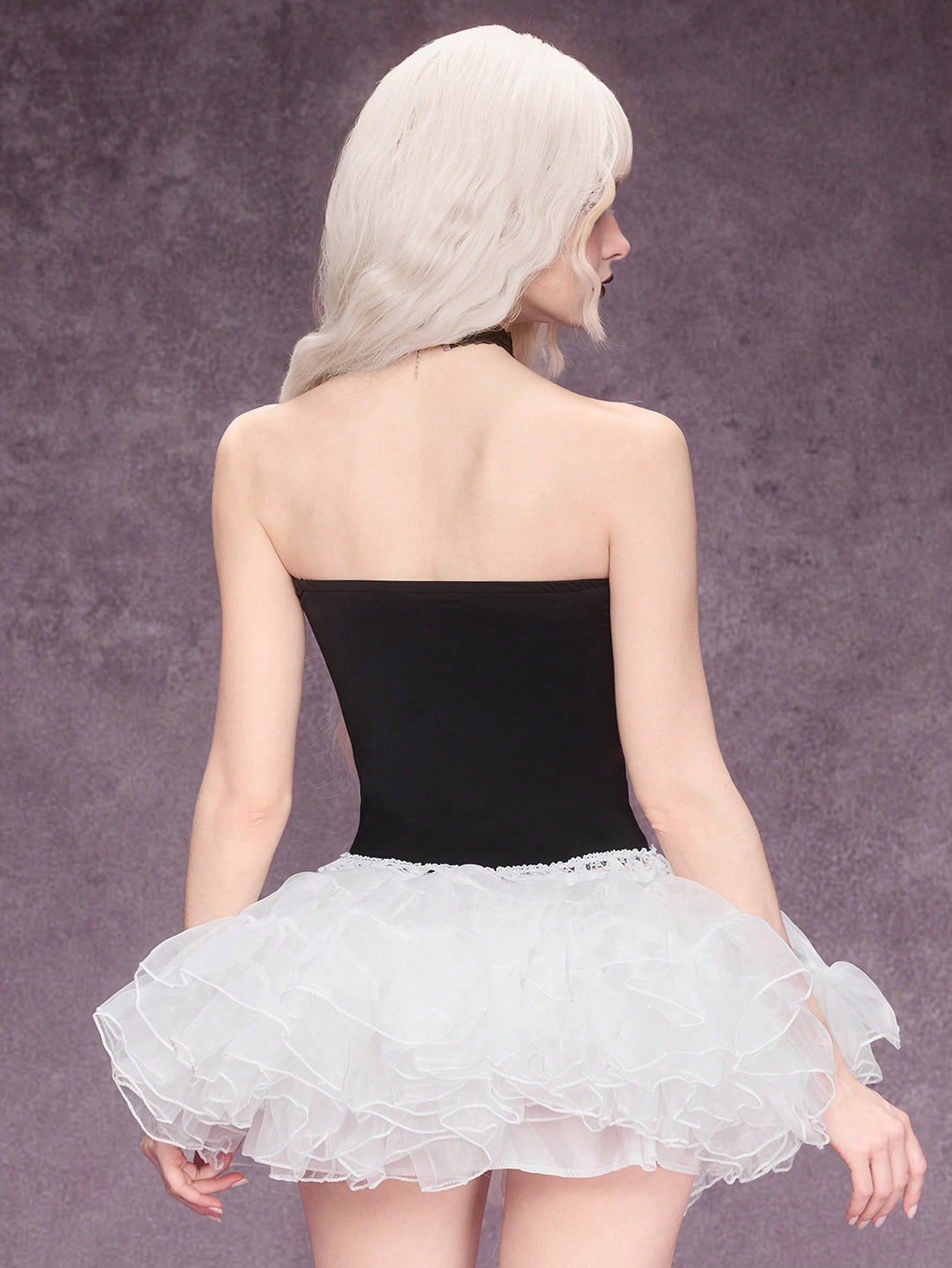 ROMWE Goth Blusa sexy con decoración de mariposa, patchwork de encaje, estilo Y2K para mujeres