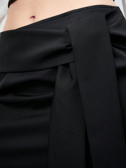 ROMWE Goth Falda de longitud a la rodilla para mujer con diseño de atar y borde asimétrico