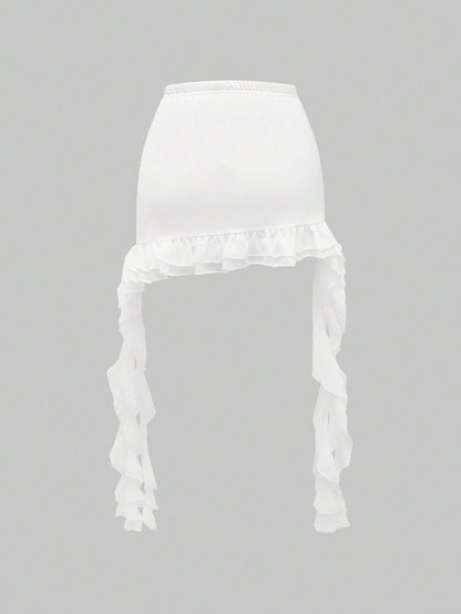 ROMWE Goth Falda ultraasimétrica con volantes en el borde y cinturón decorativo con shorts para damas