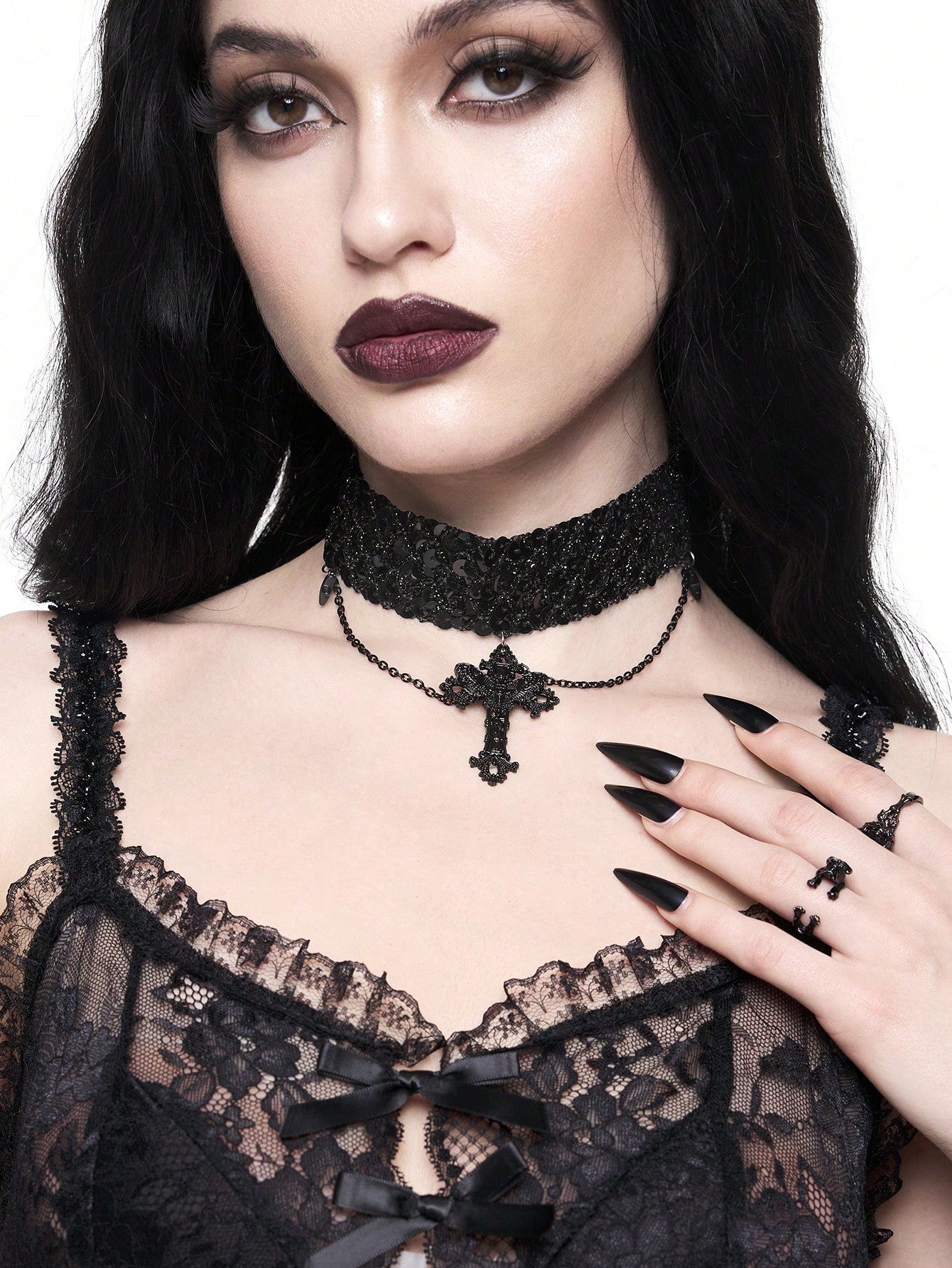 ROMWE Goth Llamativo collar gargantilla de gótico oscuro con colgante de cruz de moda