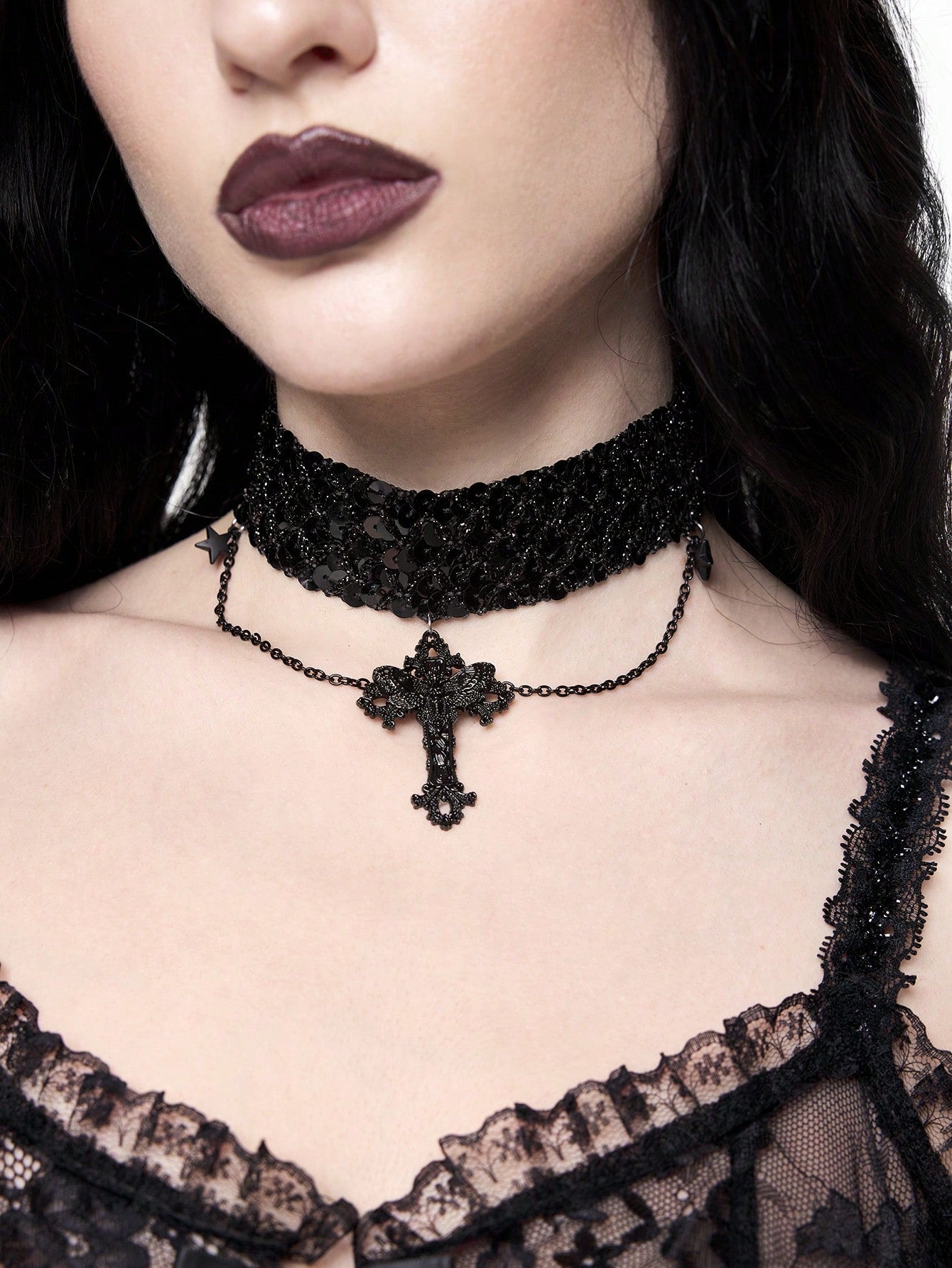 ROMWE Goth Llamativo collar gargantilla de gótico oscuro con colgante de cruz de moda